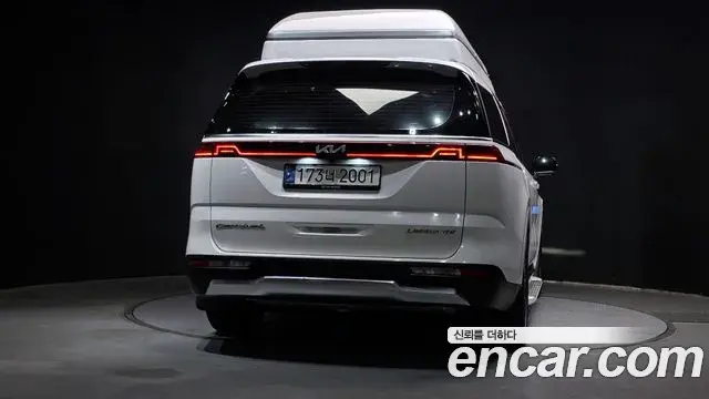 Kia Carnival 2021 — Фото 4/20