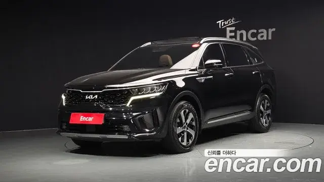 Kia Sorento 2022 — Фото 1/20
