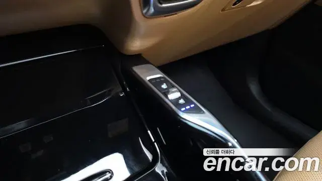 Kia Sorento 2022 — ფოტო 31/43