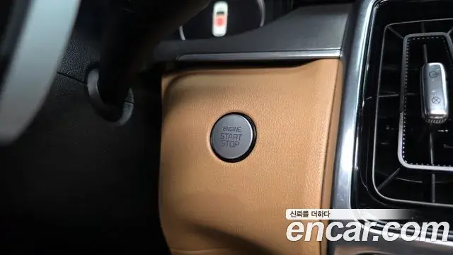 Kia Sorento 2022 — ფოტო 43/43