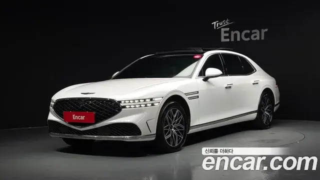 Genesis G90 2022 — Фото 1/20