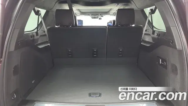 Cadillac Escalade 2022 — Photo 18/20
