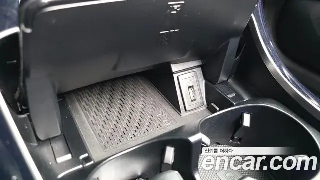 Mercedes-Benz C-Class 2019 — ფოტო 22/35