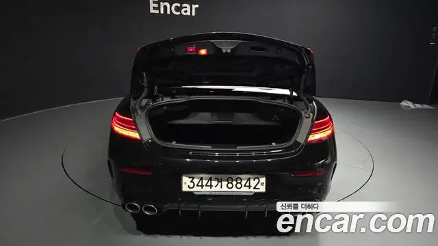 Mercedes-Benz C-Class 2019 — ფოტო 25/35