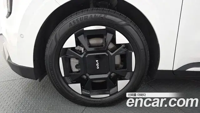 Kia Carnival 2024 — Photo 5/20