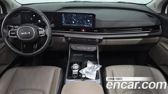 Kia Carnival 2024 — Photo 7/20