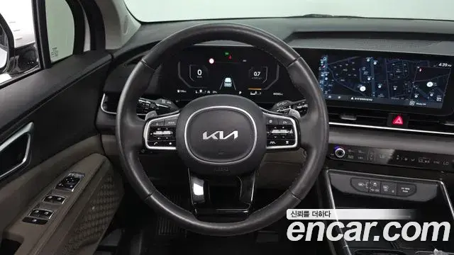 Kia Carnival 2024 — Photo 14/20