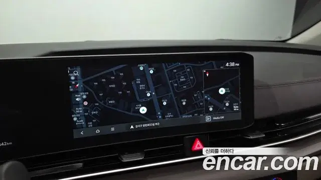 Kia Carnival 2024 — Photo 15/20