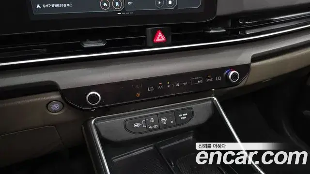 Kia Carnival 2024 — Photo 17/20