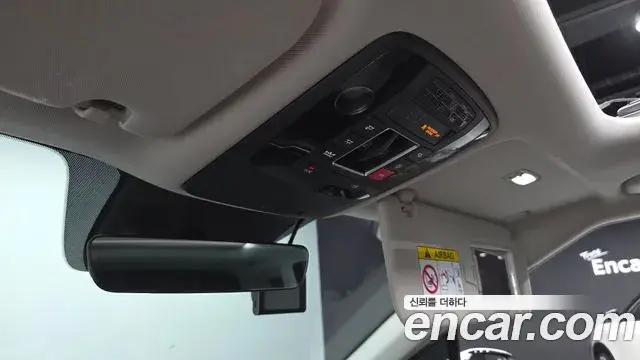 Kia Carnival 2024 — Photo 18/20