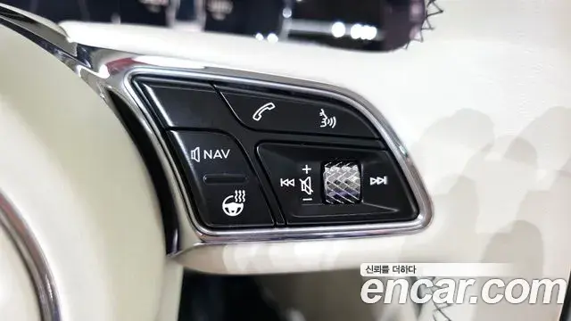 Bentley Flying Spur 2023 — ფოტო 24/37