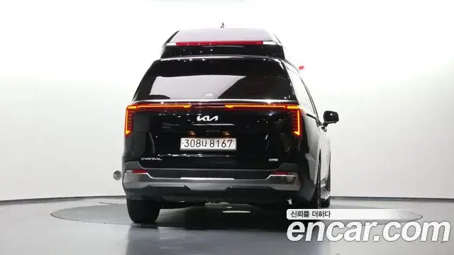 Kia Carnival 2024 — Şəkil 14/33