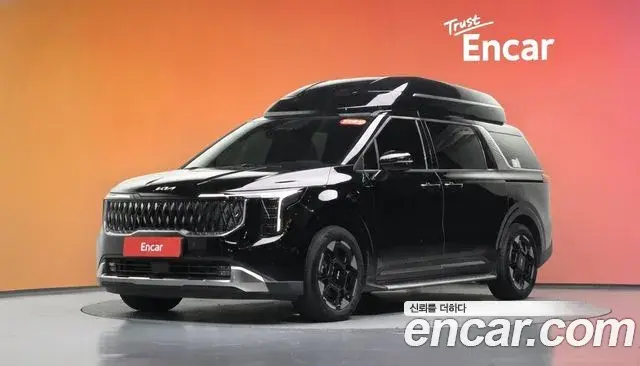 Kia Carnival 2024 — Şəkil 29/33