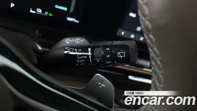 Kia Carnival 2024 — Şəkil 15/33