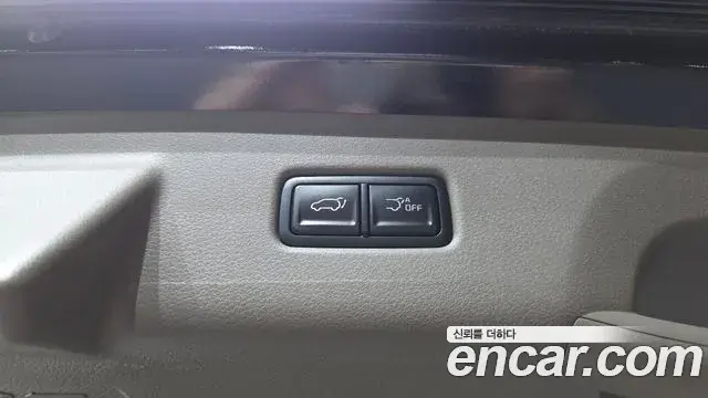 Kia Carnival 2024 — Şəkil 25/33