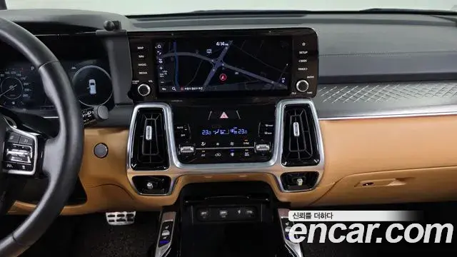 Kia Sorento 2020 — Photo 14/20