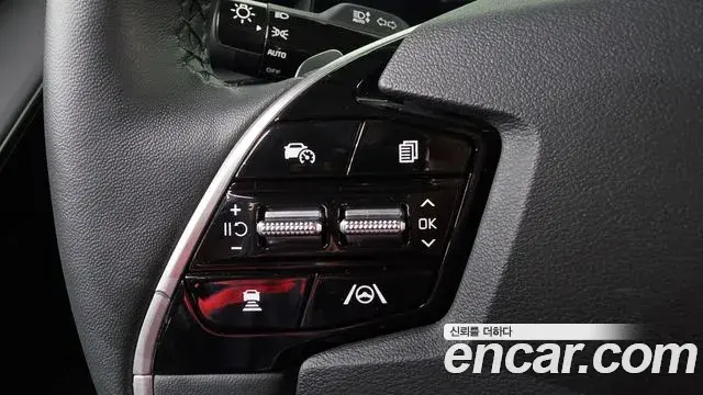 Kia Niro 2022 — Фото 16/20