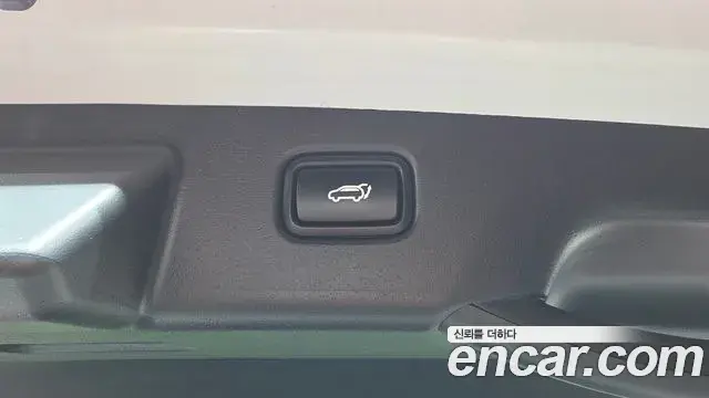 Kia Niro 2022 — Фото 18/20
