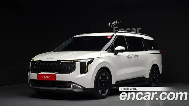 Kia Carnival 2024 — Photo 9/33