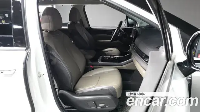 Kia Carnival 2024 — Photo 22/33