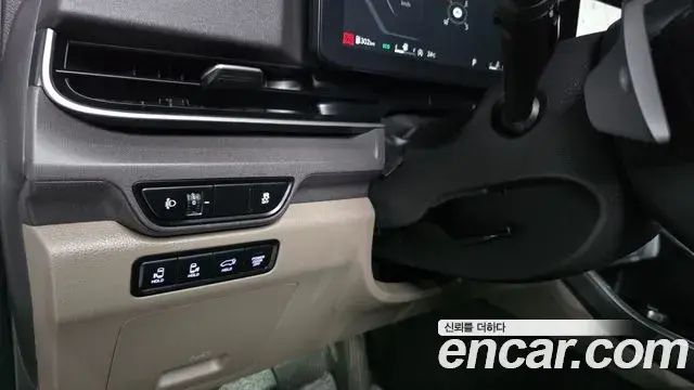 Kia Carnival 2024 — Photo 32/33
