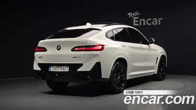BMW X4 2025 — Photo 2/20