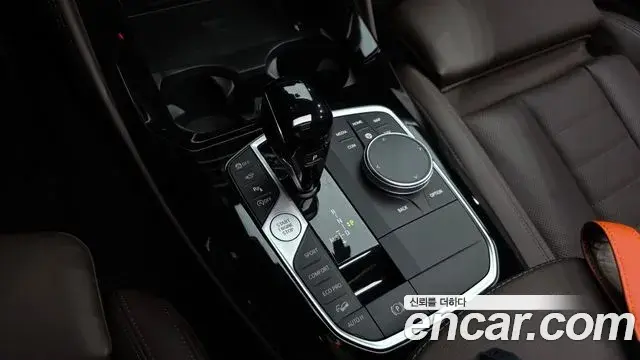 BMW X4 2025 — Photo 9/20