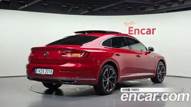 Volkswagen Arteon 2019 — Фото 1/20