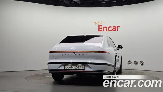 Hyundai Grandeur 2023 — Фото 4/20
