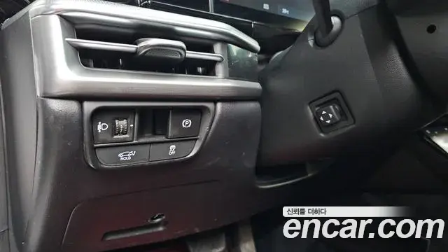 Hyundai Grandeur 2023 — Фото 13/20