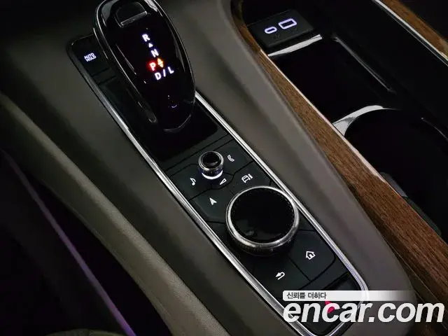 Cadillac Escalade 2021 — Photo 18/20