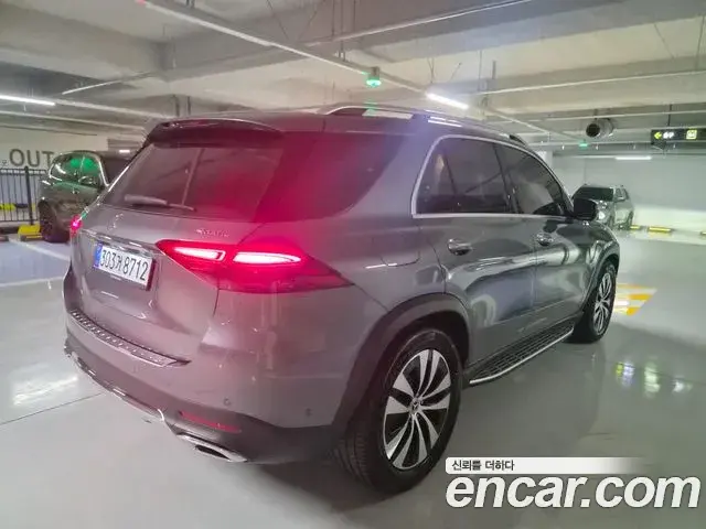Mercedes-Benz GLE-Class 2026 — Şəkil 12/15