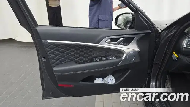 Genesis G70 2019 — ფოტო 23/37