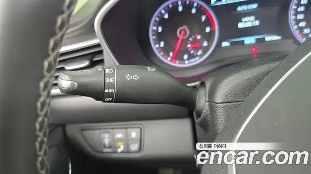 Genesis G70 2019 — ფოტო 25/37