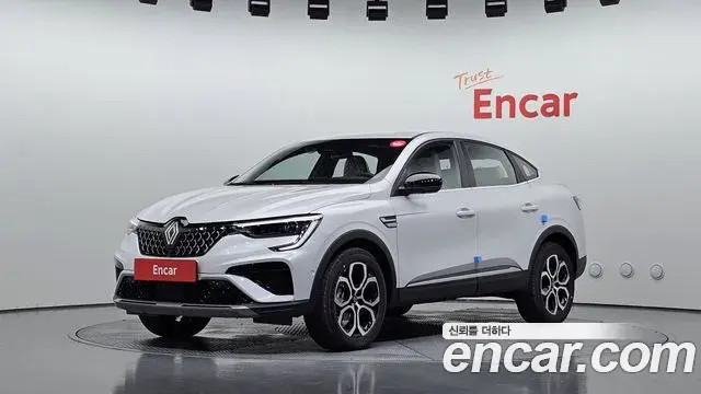 Renault Samsung Arkana 2025 — Фото 10/20