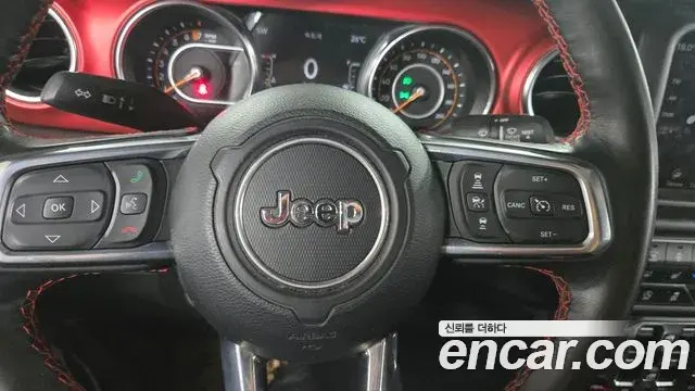 Jeep Gladiator 2023 — ფოტო 4/12