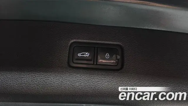 Genesis GV80 2022 — ფოტო 14/33
