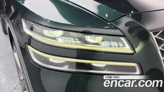 Genesis GV80 2022 — ფოტო 18/33