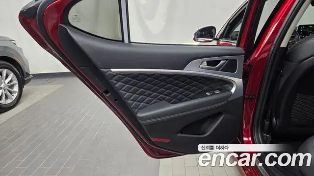 Genesis G70 2019 — ფოტო 29/36