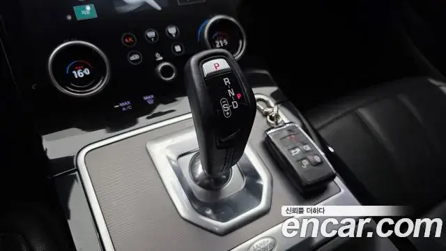 Land Rover Range Rover Evoque 2020 — Фото 9/20