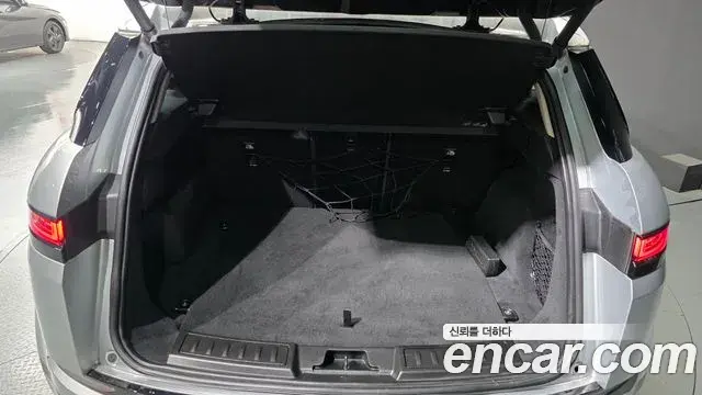 Land Rover Range Rover Evoque 2020 — Фото 19/20