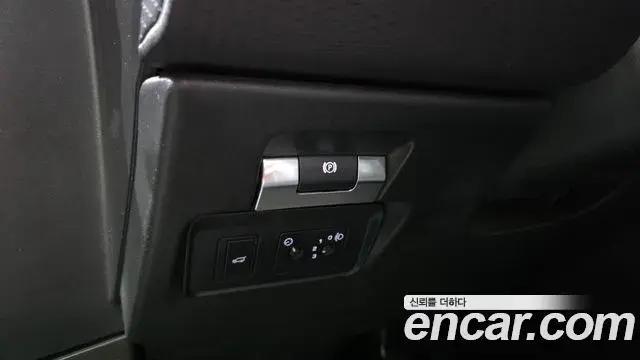 Land Rover Range Rover Evoque 2020 — ფოტო 11/35