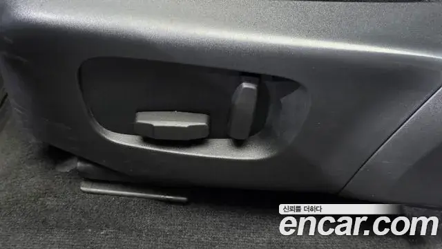 Land Rover Range Rover Evoque 2020 — ფოტო 16/35