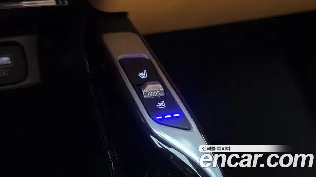 Kia Sorento 2023 — ფოტო 27/40