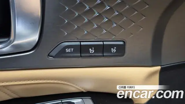 Kia Sorento 2023 — ფოტო 35/40