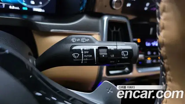 Kia Sorento 2023 — ფოტო 2/40