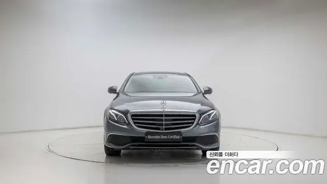 Mercedes-Benz E-Class 2020 — Фото 5/20