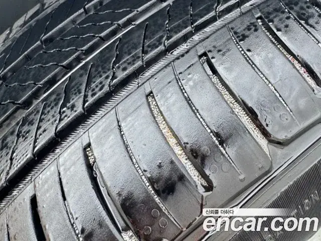 Volkswagen Tiguan 2020 — Photo 16/19