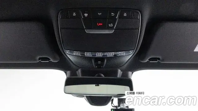 Mercedes-Benz E-Class 2022 — Фото 19/20