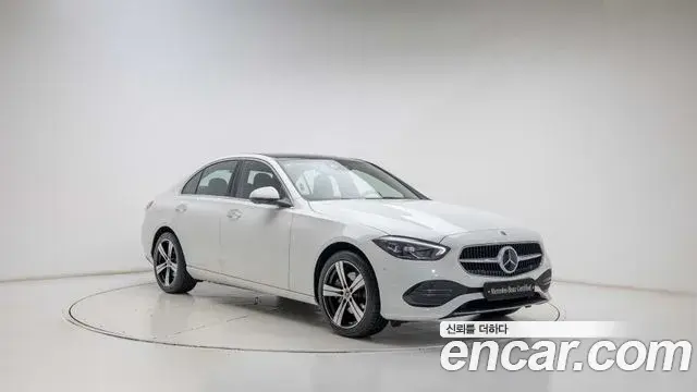 Mercedes-Benz C-Class 2026 — ფოტო 1/20